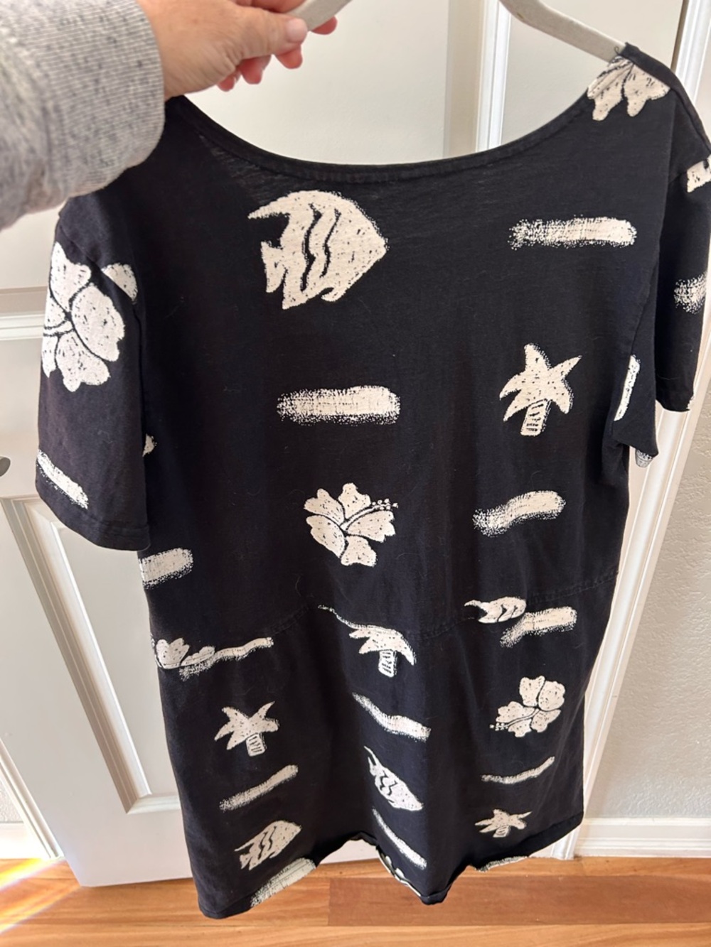 Vintage Red Ginger Cotton Coastal Print Housedress. USA. Tropical. Beach. Fish - Picture 4 of 7